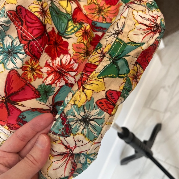 Women’s crossbody Tyler Rodan butterfly floral purse - Picture 15 of 16